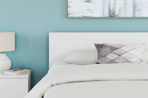 Cama Queen con plataforma y paneles Onita