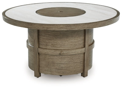 Mesa para fogata Rainier Ranch