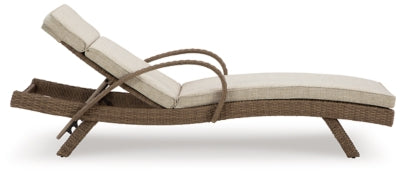 Chaise longue de exterior Beachcroft con cojín