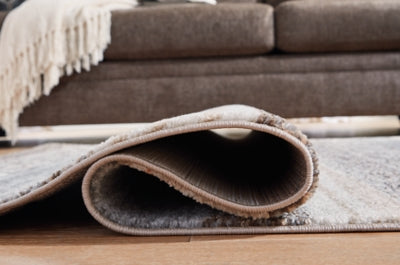 Sethburn 5' x 7' Rug